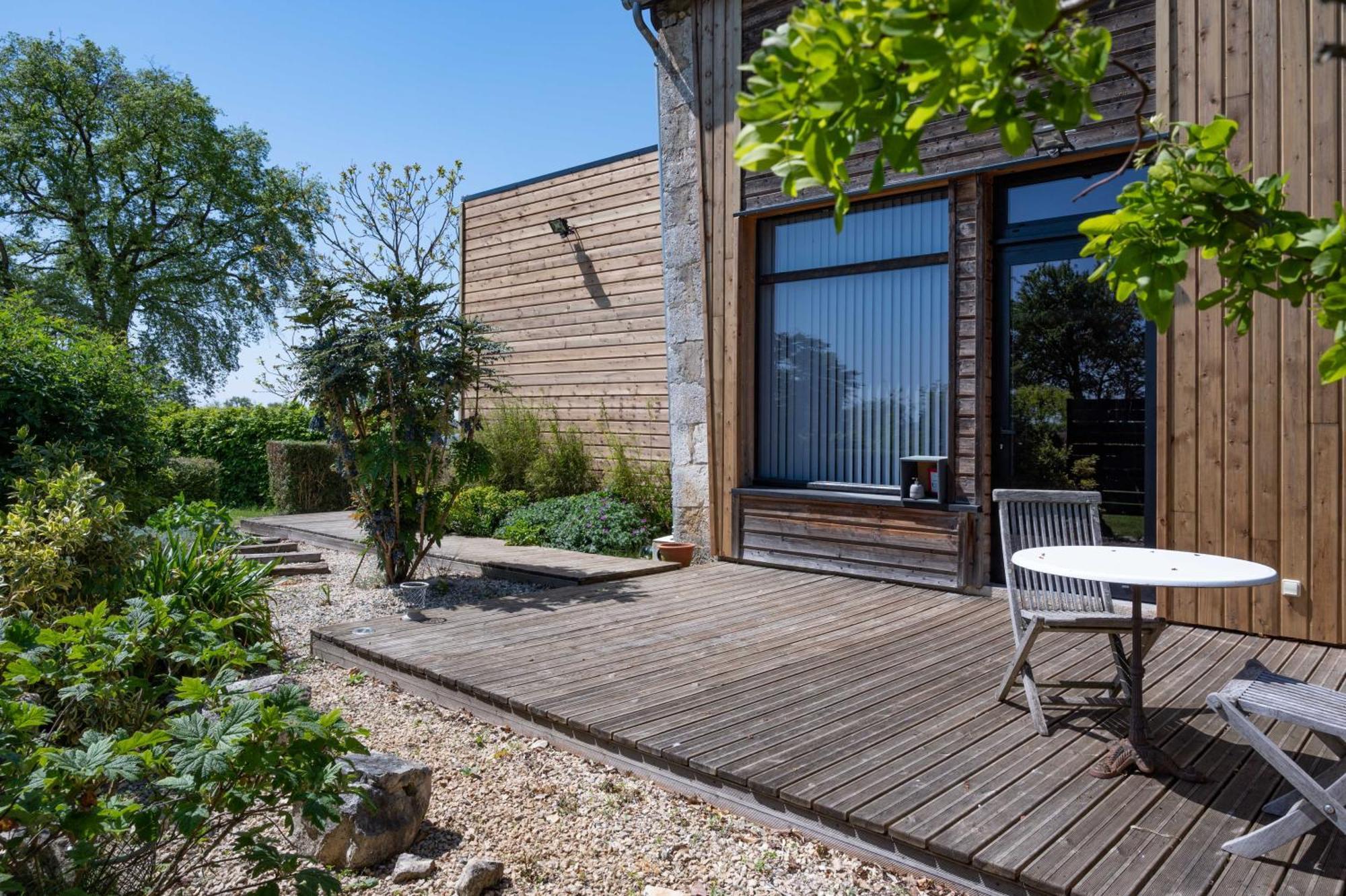 La Ligne Bed & Breakfast Angles-sur-l'Anglin Bagian luar foto