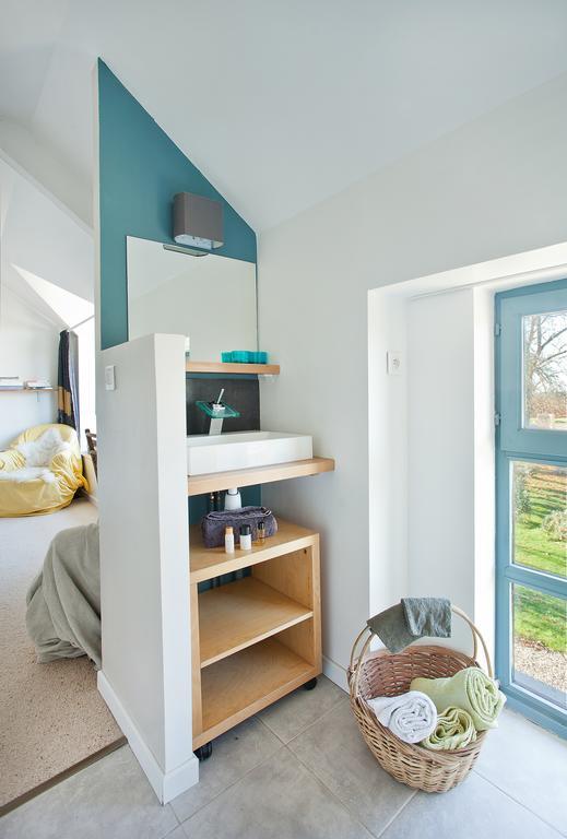 La Ligne Bed & Breakfast Angles-sur-l'Anglin Bagian luar foto