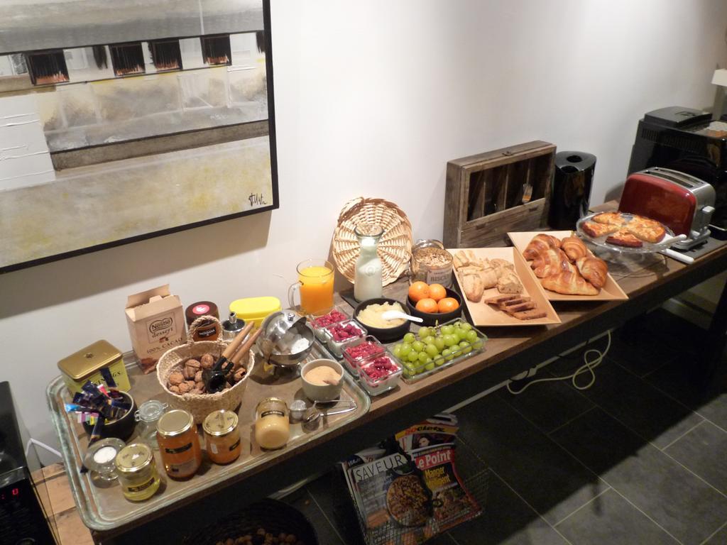 La Ligne Bed & Breakfast Angles-sur-l'Anglin Bagian luar foto
